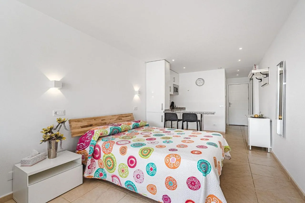 Apartment Lovely Studio, La Pinta Beach, Complex Los Geranios Costa Adeje  Spanien